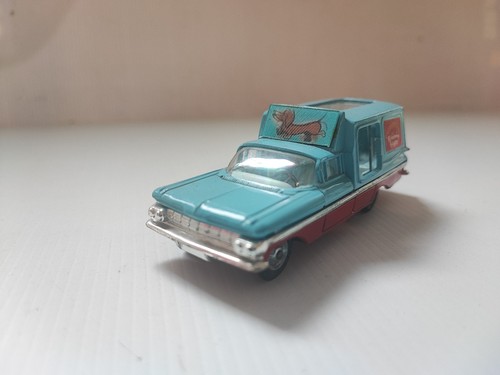 Corgi toys chevrolet impala - toys,