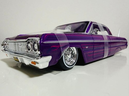 Maisto 64 chevy - 1/26,